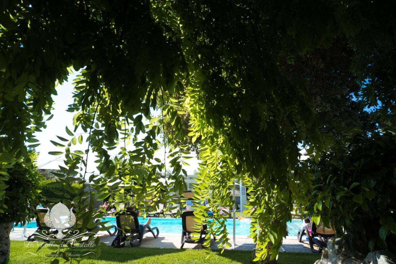 La Valle Del Cristallo Wellness & Charme 오스투니 외부 사진